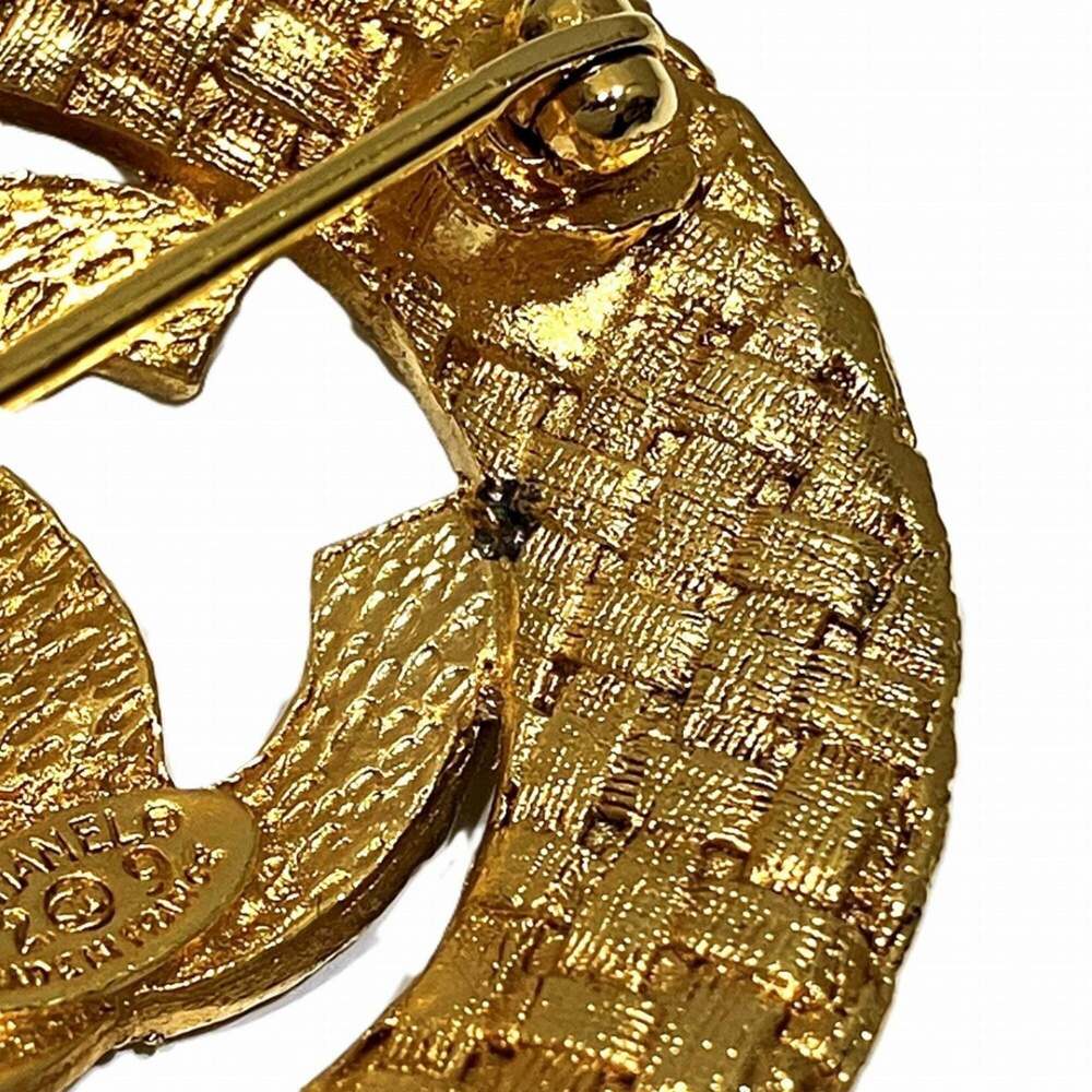 CHANEL Authentic Gold Brooch - Picture 9 of 9